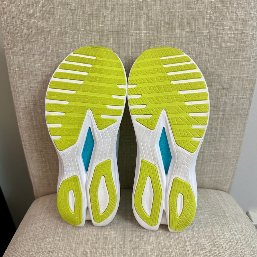 HOKA - Picture 11 of 13